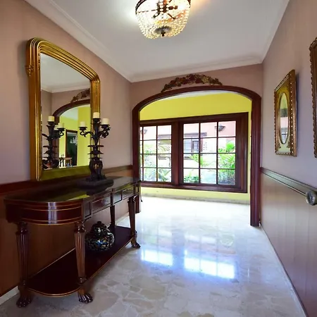 Alina - Con Piscina Privada *